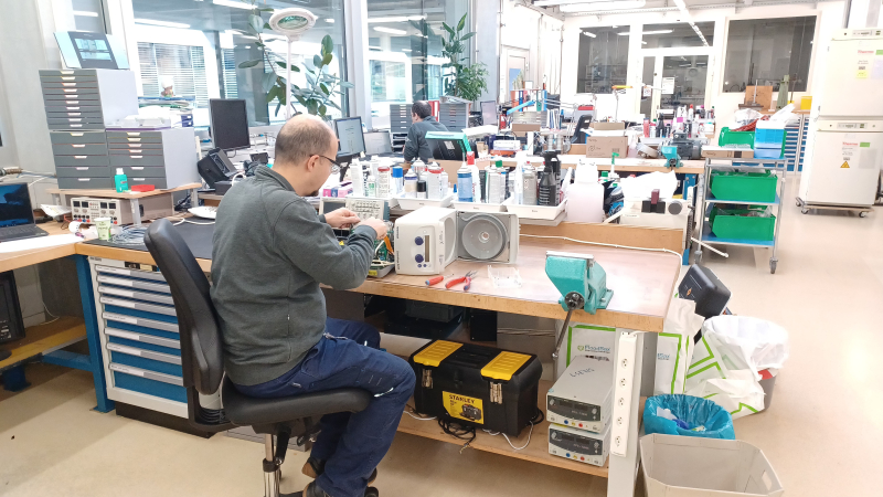 The scientific equipment maintenance workshop at EPFL's Faculty of Life Sciences